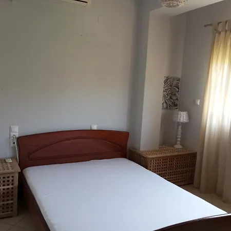 Nisos Family Apartamento